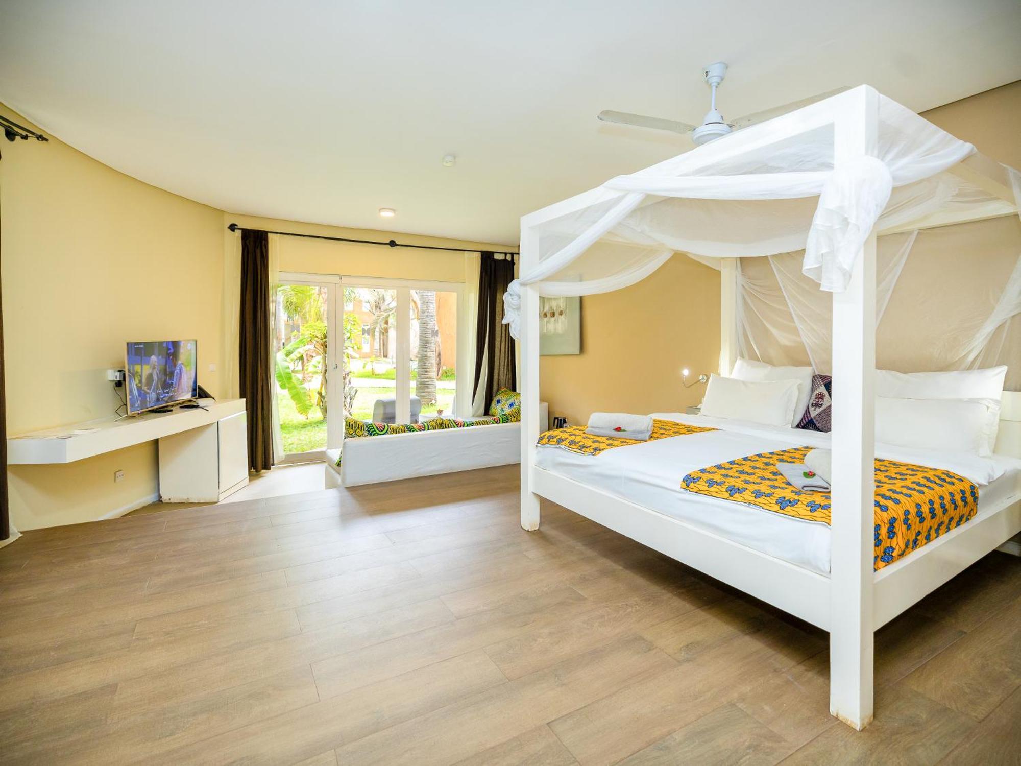 Balafon Beach Resort (Adults Only) Kololi Exterior photo